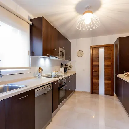 度假居 Elegant Paola Private Heated Pool *